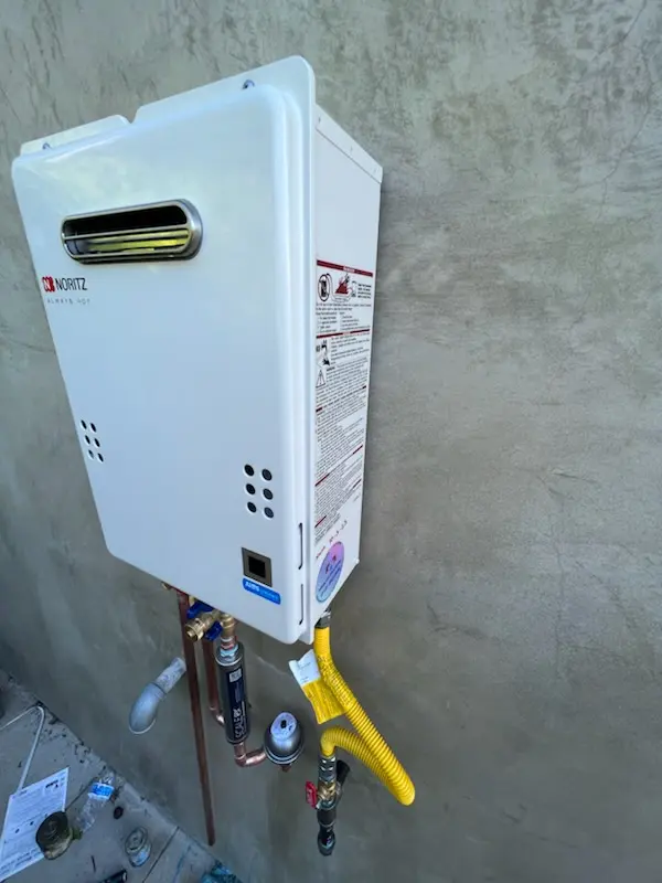 Tankless water heater installation for Geryville homes